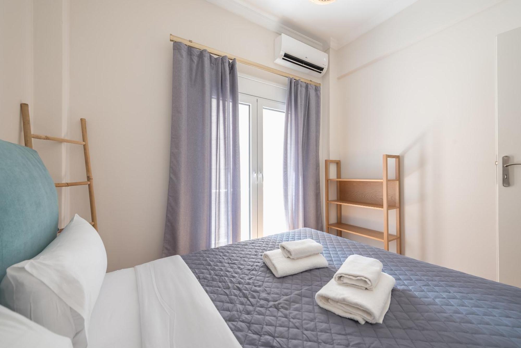 شقة Stylish 2 Bd Urban Retreat Near Panormou Metro أثينا المظهر الخارجي الصورة