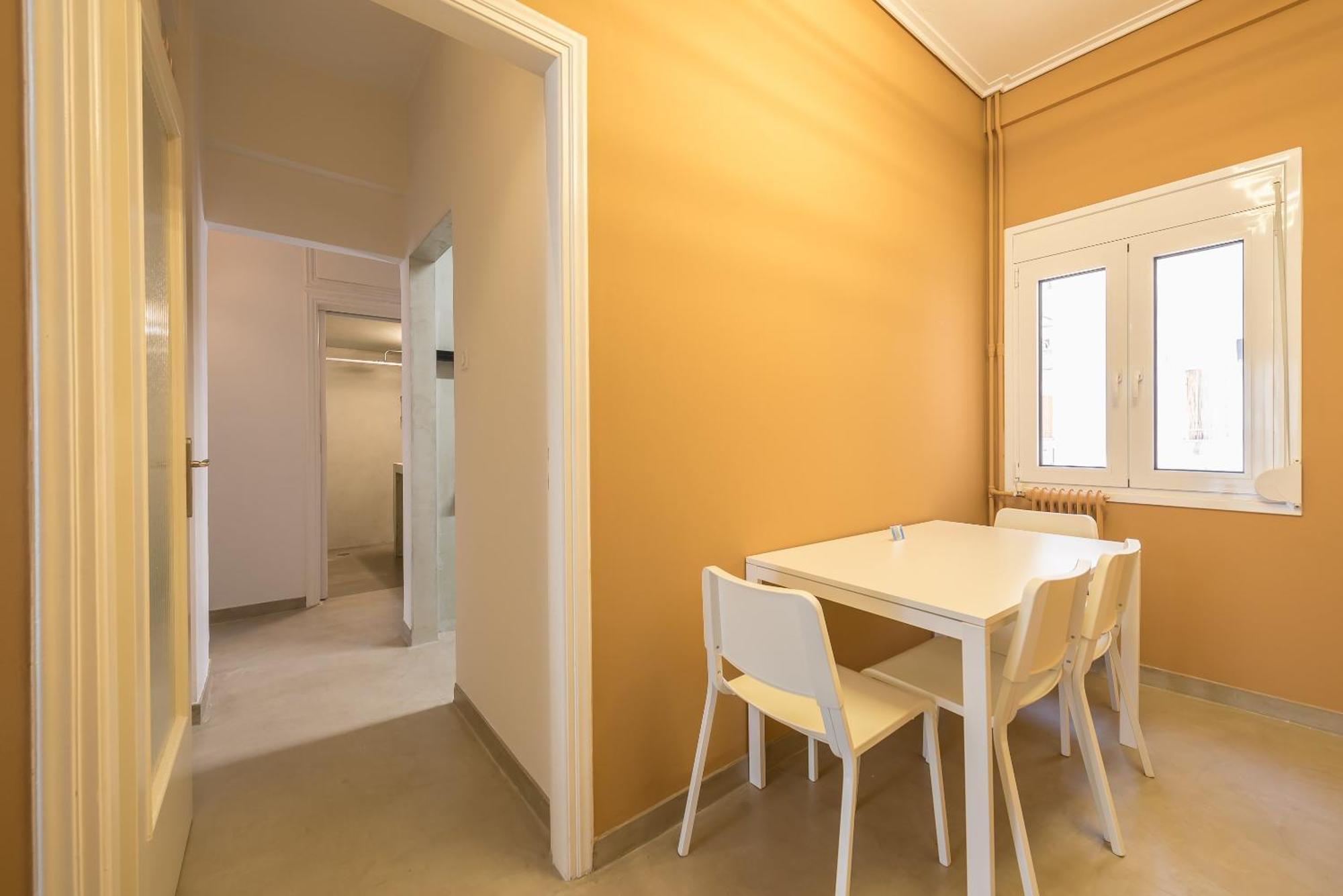 شقة Stylish 2 Bd Urban Retreat Near Panormou Metro أثينا المظهر الخارجي الصورة