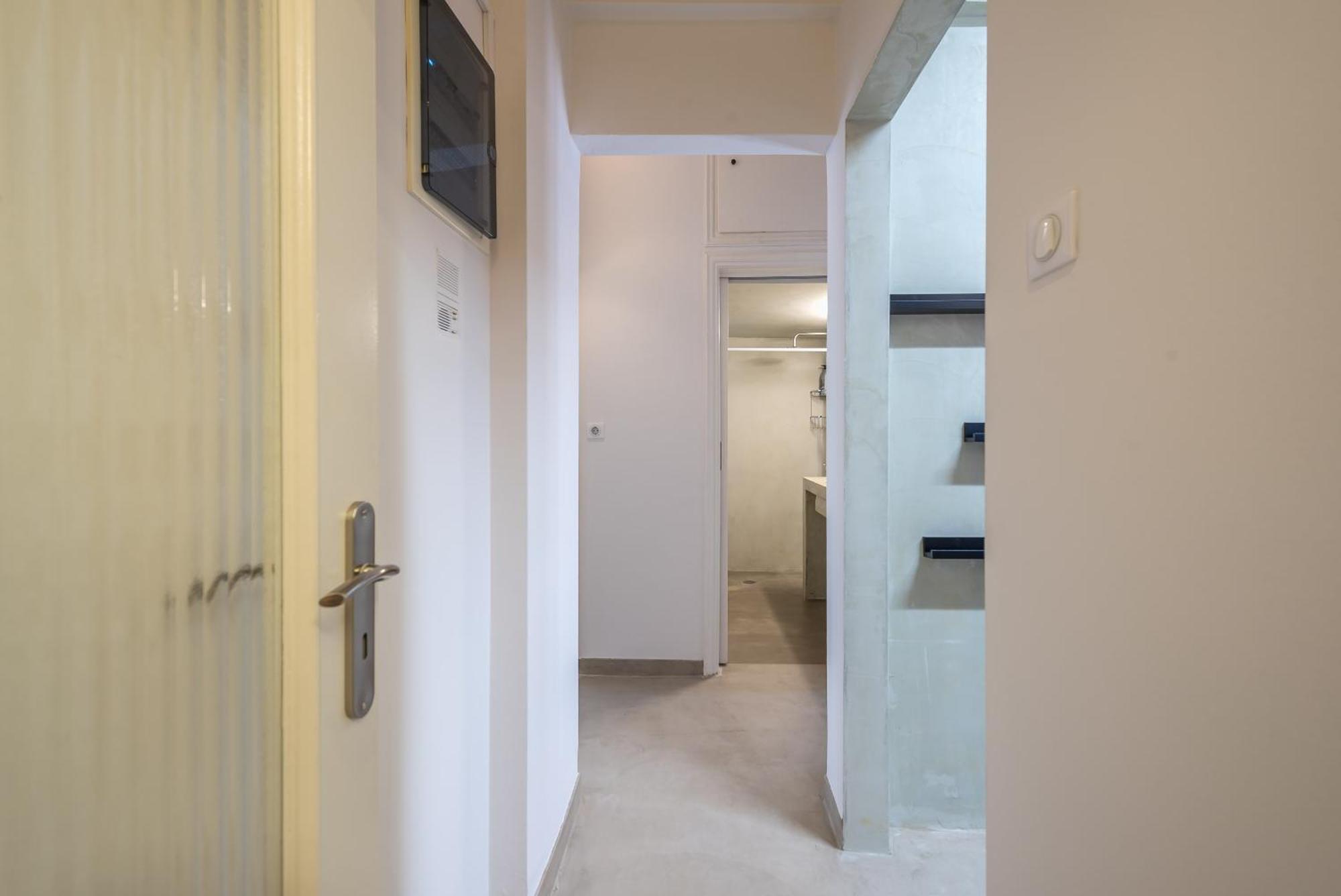 شقة Stylish 2 Bd Urban Retreat Near Panormou Metro أثينا المظهر الخارجي الصورة